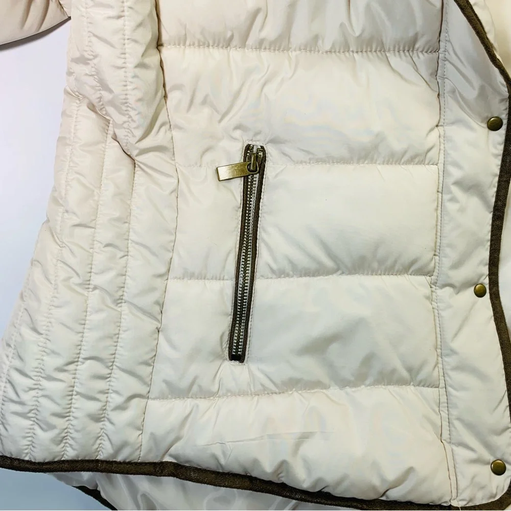 Old Navy Women’s Puffer Jacket Size XL - Cream with Faux Fur Collar Winter Coat - Picture 8 of 15